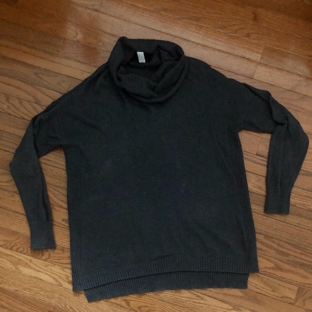 Old Navy Cowl Neck Gray Maternity Sweater